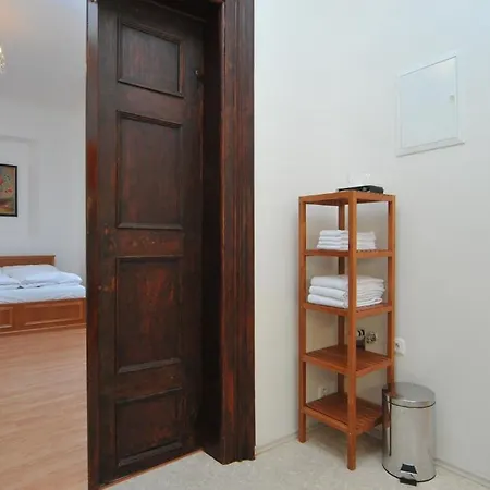 House Anenska * Praha