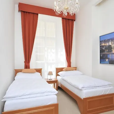 House Anenska Apartmán *